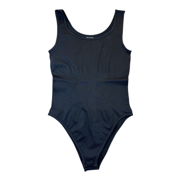 OQQ Shapewear Bodysuit Sleeveless Black Women’s size large - Picture 1 of 7